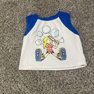 Cropped graphic tank